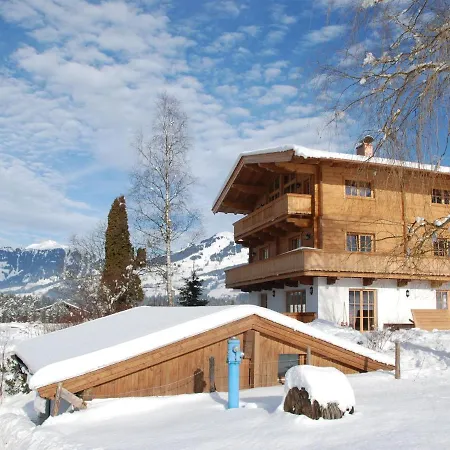 Cozy Chalet Near Ski Area In Kitzbuhel شاليه يوخبرغ