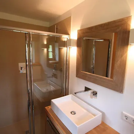 Cozy Chalet Near Ski Area In Kitzbuhel شاليه يوخبرغ